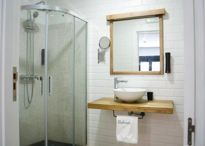 Balhondo Open Village * Puebla de Alcocer