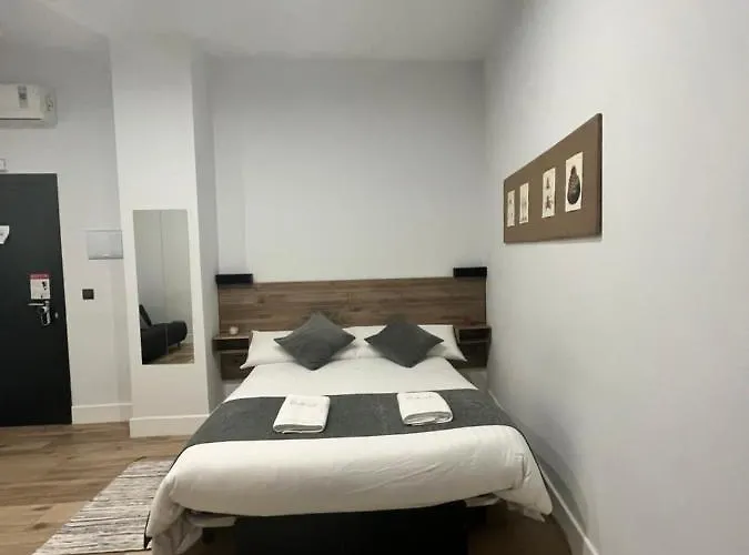 Landhuis Balhondo Open Village Puebla de Alcocer